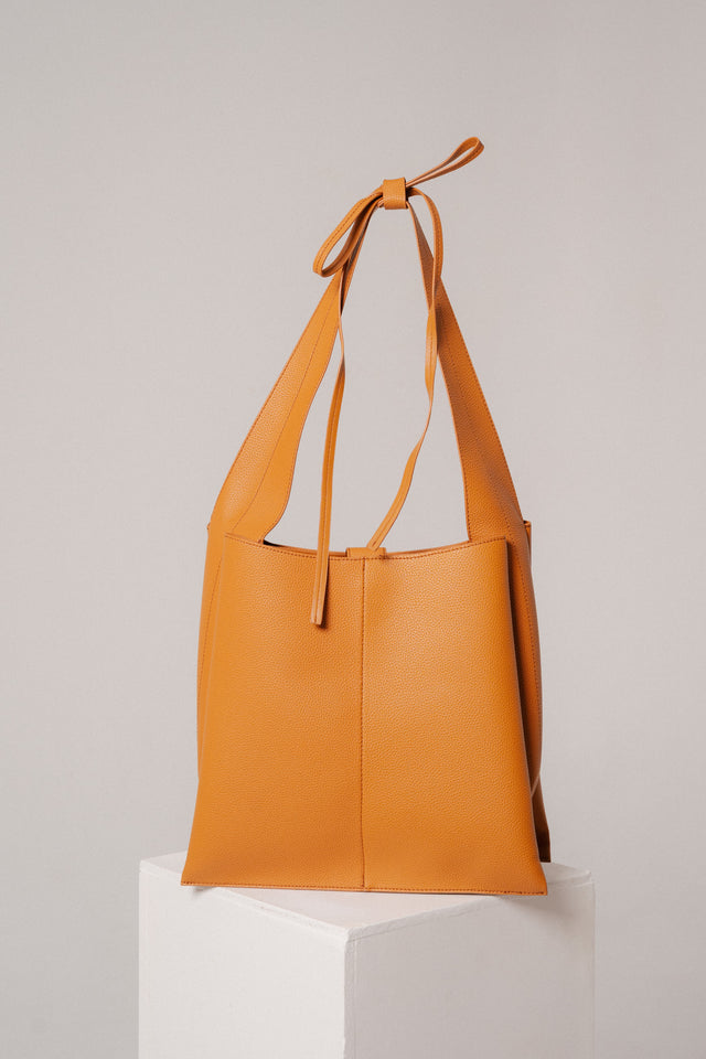 Alba Bow Shopper Tote Tan